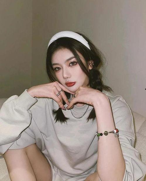 国产御姐,魅力与智慧的完美融合 第3张 国产御姐,魅力与智慧的完美融合 第3张